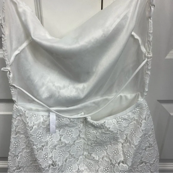Crochet Eyelet Floral Dress White Strappy Open Back Romantic Baddie Party Small - Picture 7 of 8